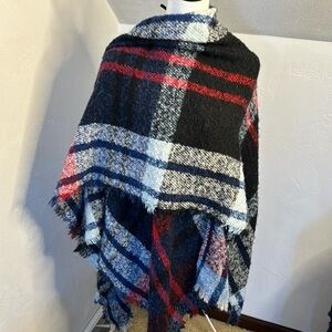 Modena New York NWT warm and cozy shawl poncho wrap blue red white